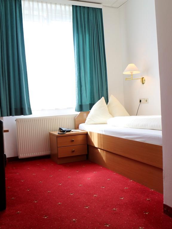 Hotel Gasthof Kasino Villach Kamer foto