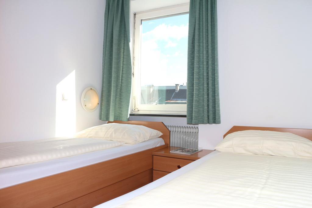 Hotel Gasthof Kasino Villach Kamer foto